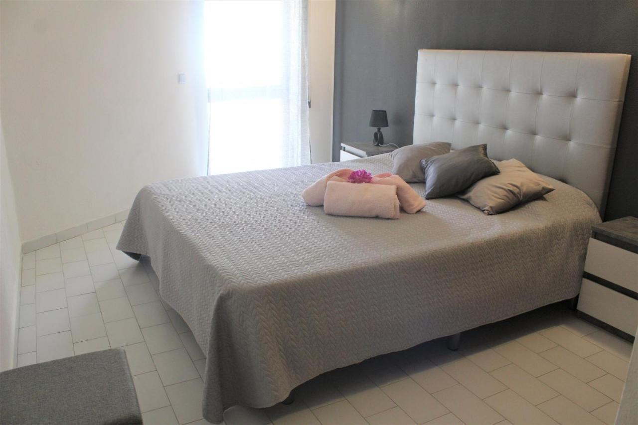 9C Sao Gabriel - Casas & Papeis Appartement Armação de Pêra Buitenkant foto